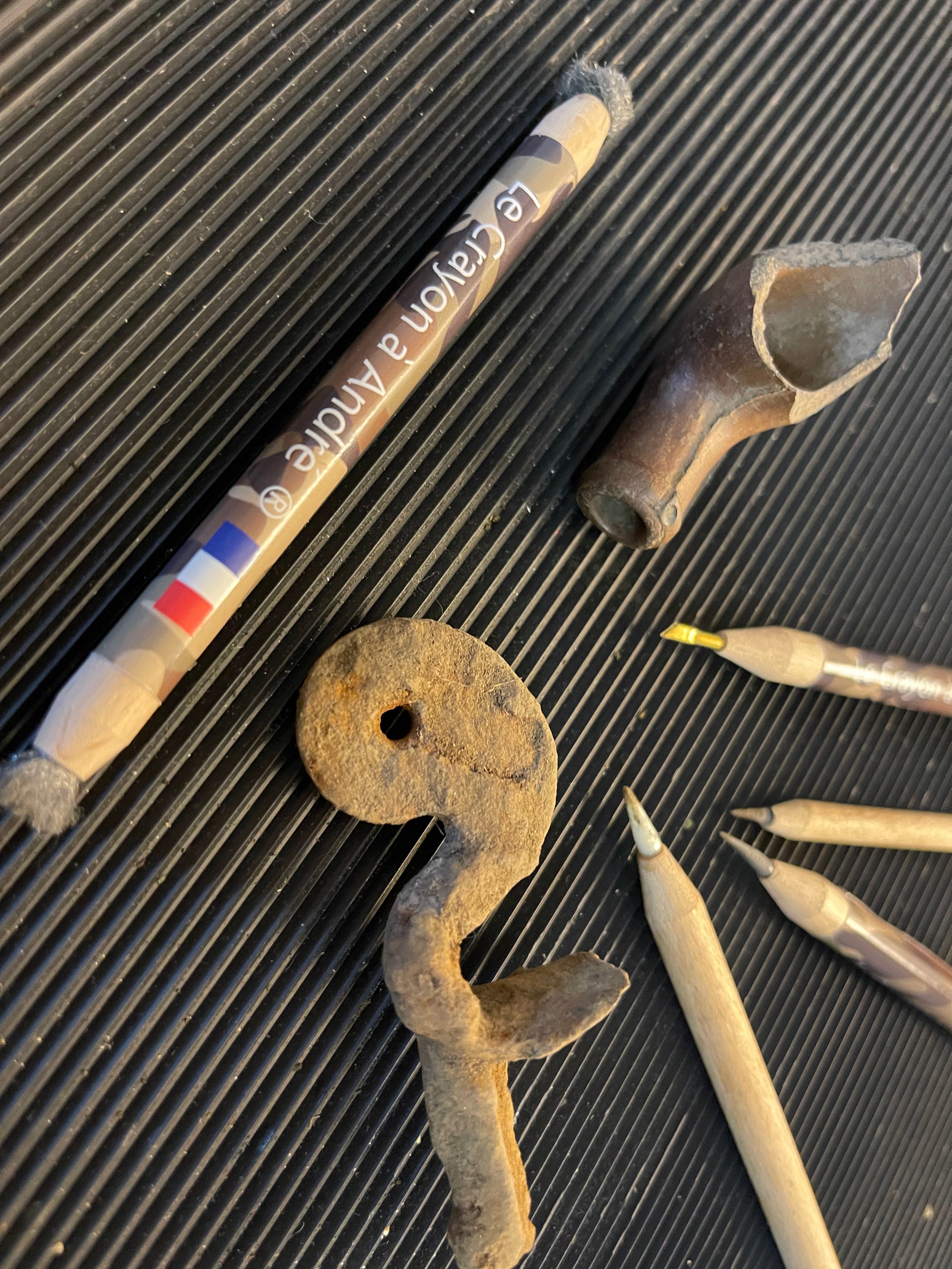 andre's coin and relic cleaning pencil set in action with relics
