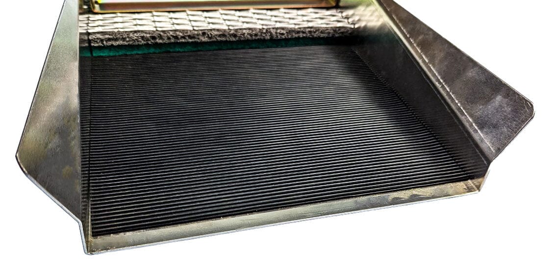 27" Aluminum Fix/Flared Sluice Box with Riffles, Expanded Metal, Miners Moss, & Carpet closeup