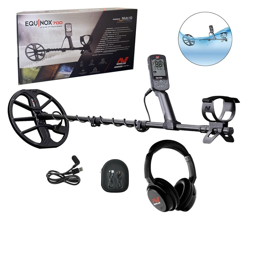 Minelab Equinox 700 Metal Detector and Pro-Find 40 Pinpointer