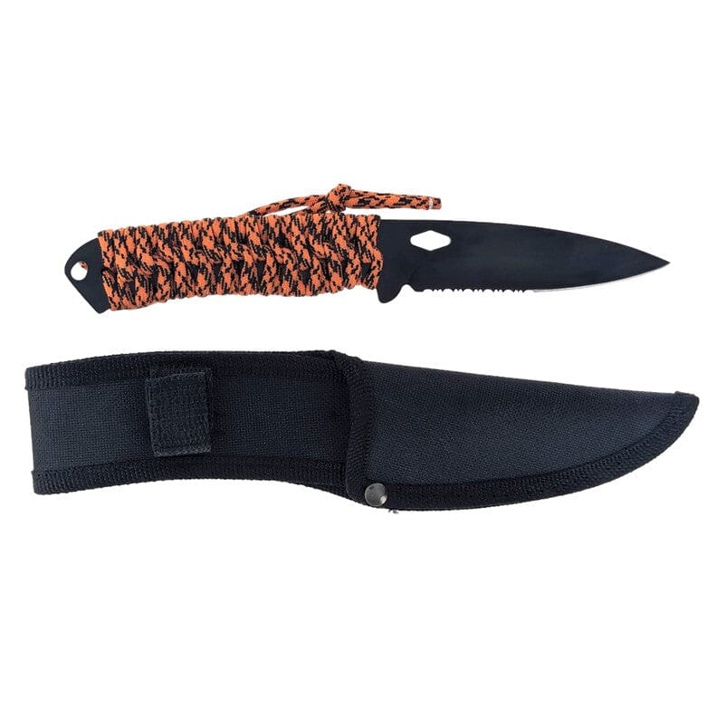 Survival knife with paracord handle