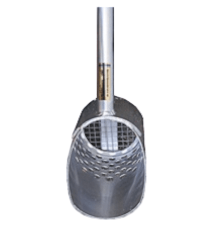 RTG  Pro Aluminum Water Sand Scoop with Screened Bottom - 6" x11" Basket, 40" Handle