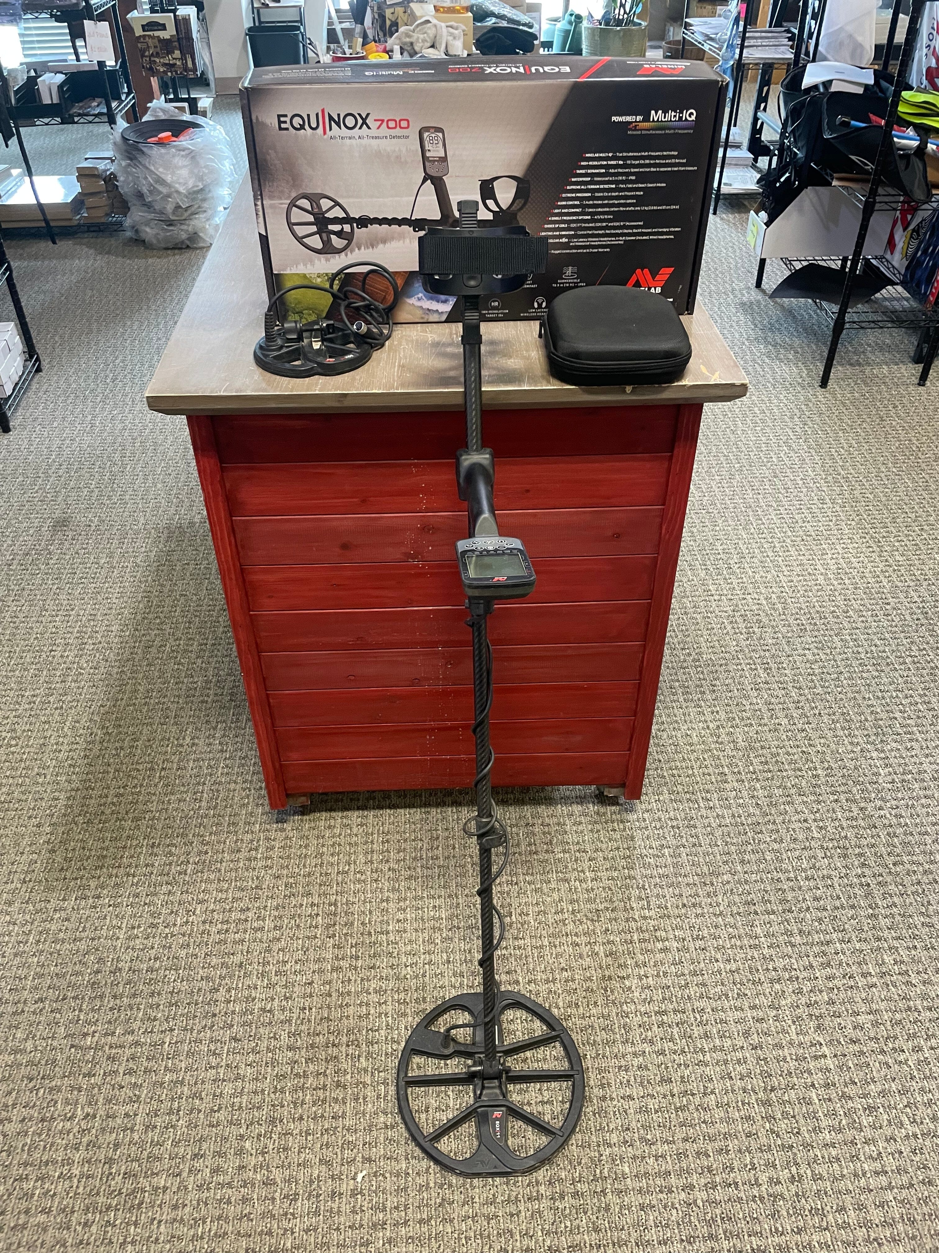 Used/Trade-In - Minelab Equinox 700 Metal Detector w/ Extra 6" Coil