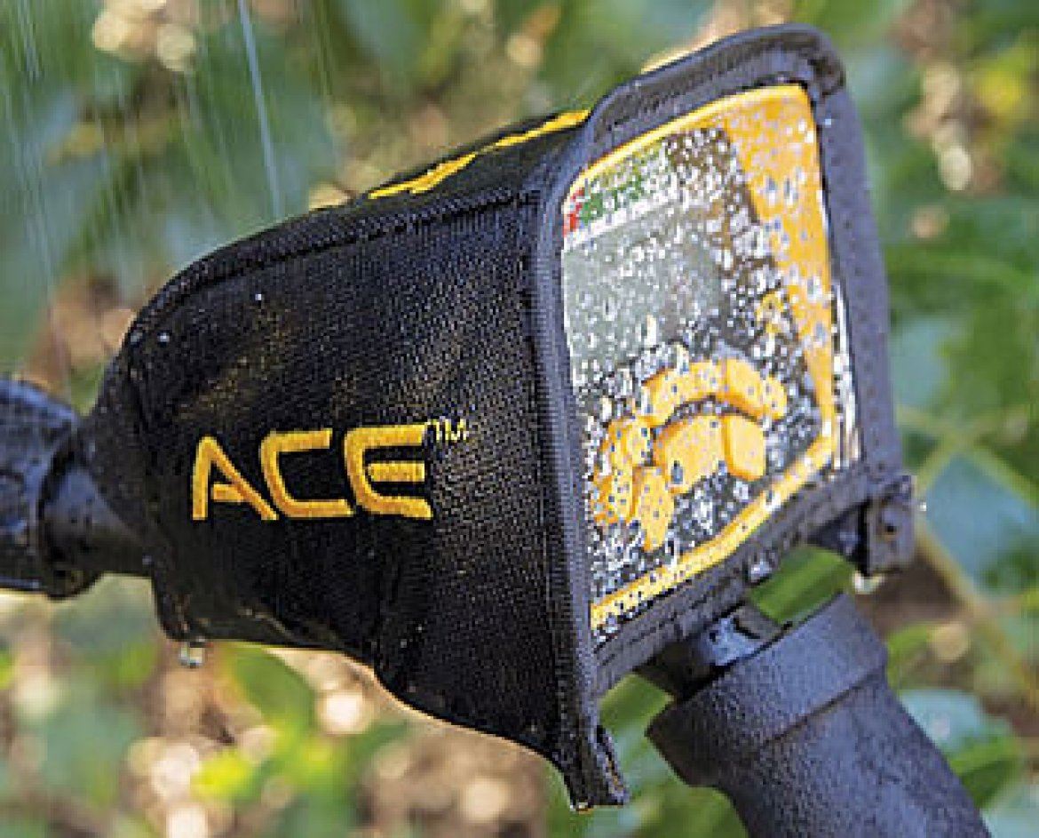 Garrett ACE Environmental Rain, Dirt & Dust Cover-Up for ACE Series Detectors